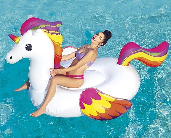 Unicornio insuflavel para piscina praia