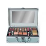 VEGAN BEAUTY COMPLETE CASE