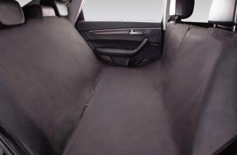 Cobertura protetora NORAUTO para animais de estimação