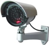Câmara de vigilância falsa do exterior com luz LED cintilante e infravermelho.