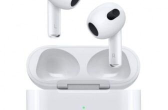 Apple AirPods 3ª Geração com Caixa Carregamento Lightning