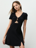 Vestidos na Lefties a partir de 3.99€ até 6.99€