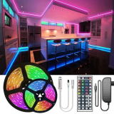 Fita Luzes LED 5mt RGB + comando + transformador a 4,56€